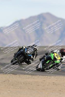 media/Nov-16-2025-Race Pace (Sun) [[8c5fa54630]]/Verified Riders/8-Turn 12 (120pm)/